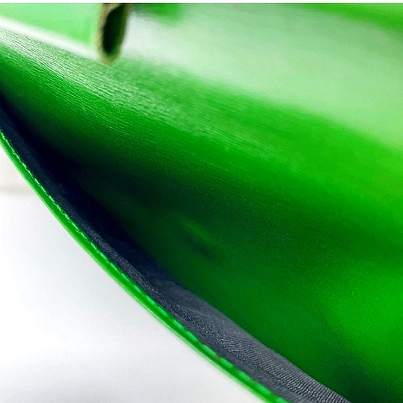 LOUIS VUITTON AUTHENTIC GREEN EPI LEATHER WALLET EUC - Picture 11 of 14